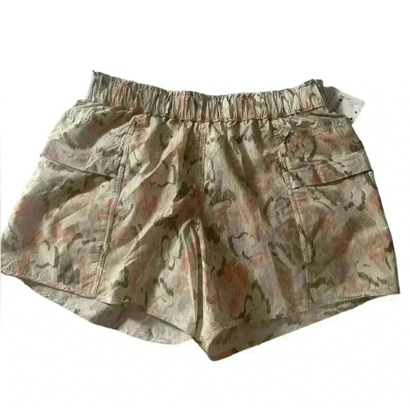 Free People Movement NWT In the Wild Shorts Size Small - Picture 5 of 16